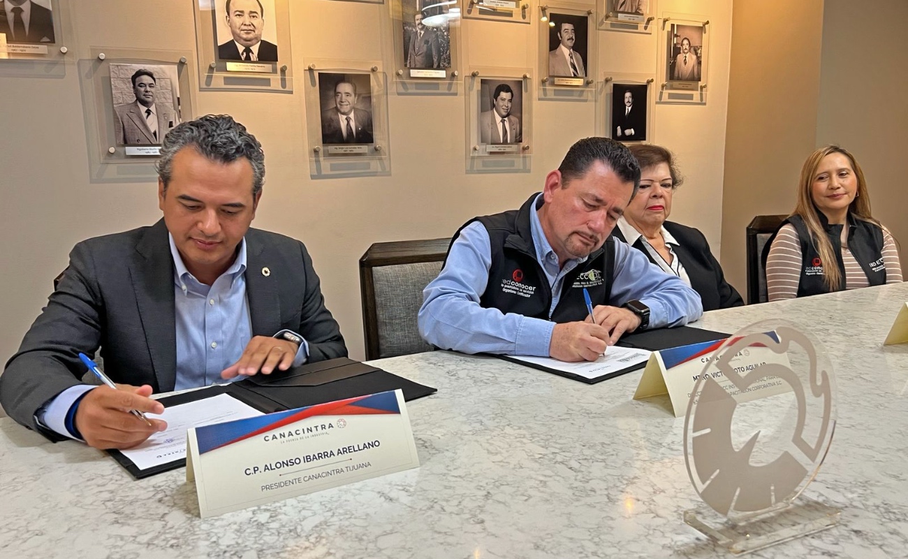Firman Canacintra e INDECC alianza para certificar talento industrial