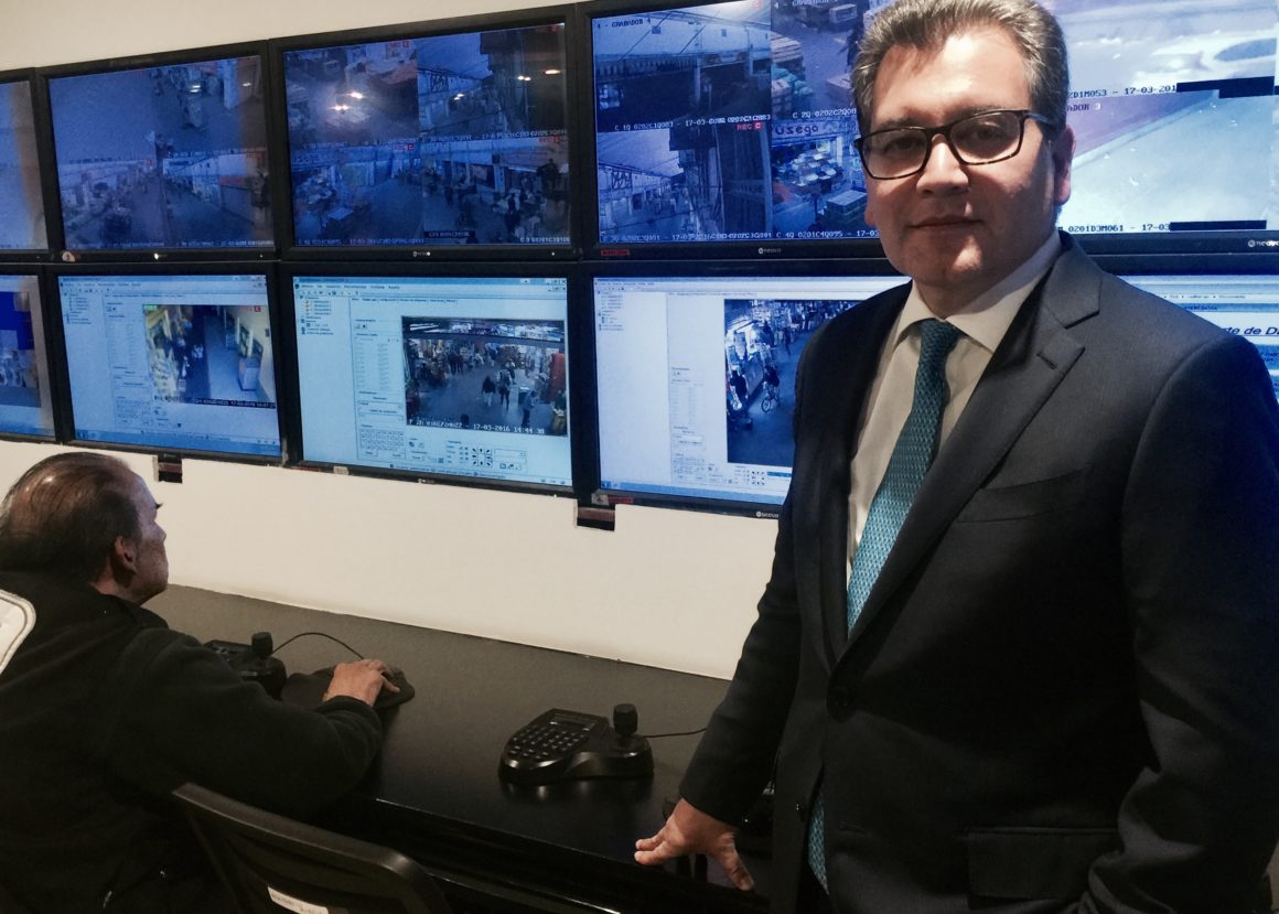 A través de su cuenta de Twitter, Julio Serna confirmó su salida del gobierno capitalino y agradeció a Miguel Ángel Mancera.