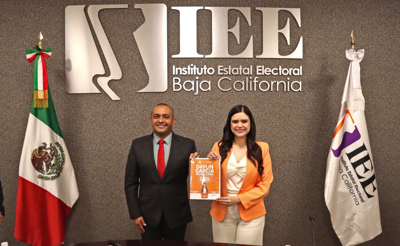 Entrega Diputada Daylín García su primer informe de actividades al Instituto Estatal Electoral