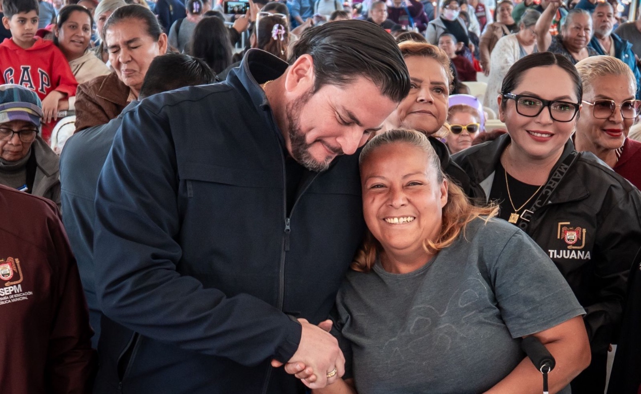El alcalde dio a conocer la inauguración de las Unidades durante la Jornada de Bienestar sabatina en la Delegación La Mesa.