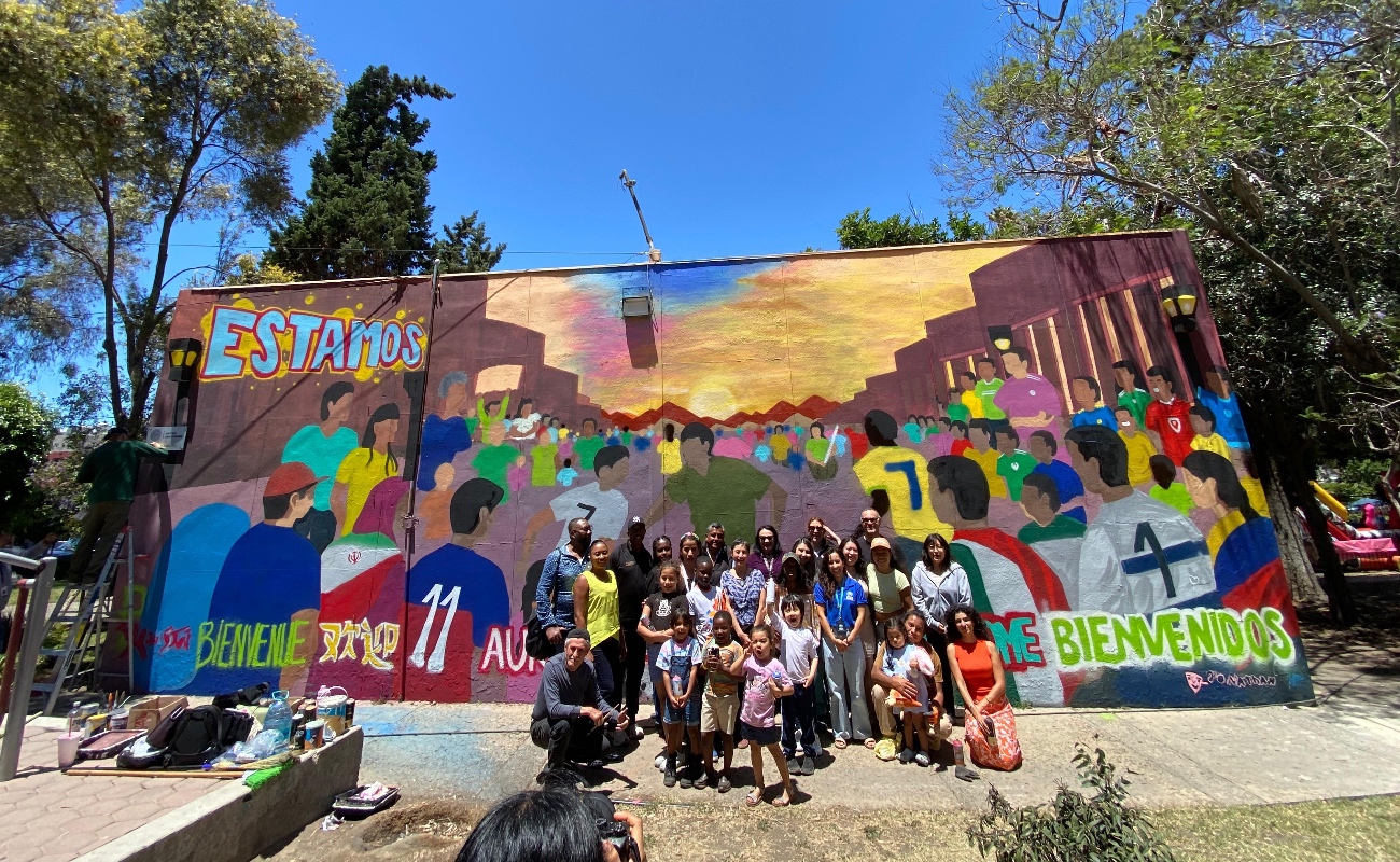 El ‘Mural Mundial Social’ en la Biblioteca Pública Municipal Ignacio Zaragoza, ubicada en el Parque Teniente Guerrero.