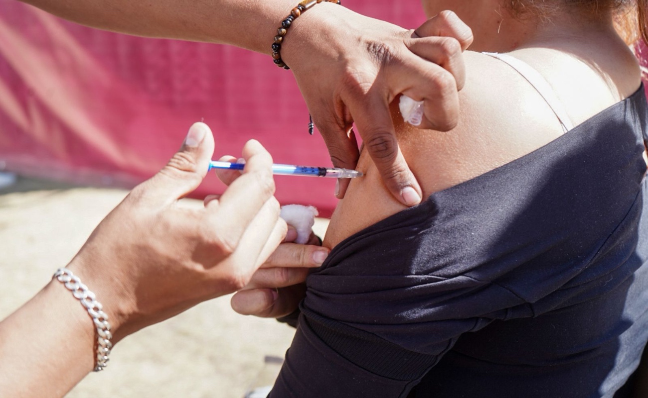 La vacunación constituye la medida más eficaz para prevenir la enfermedad, cortar cadenas de transmisión.