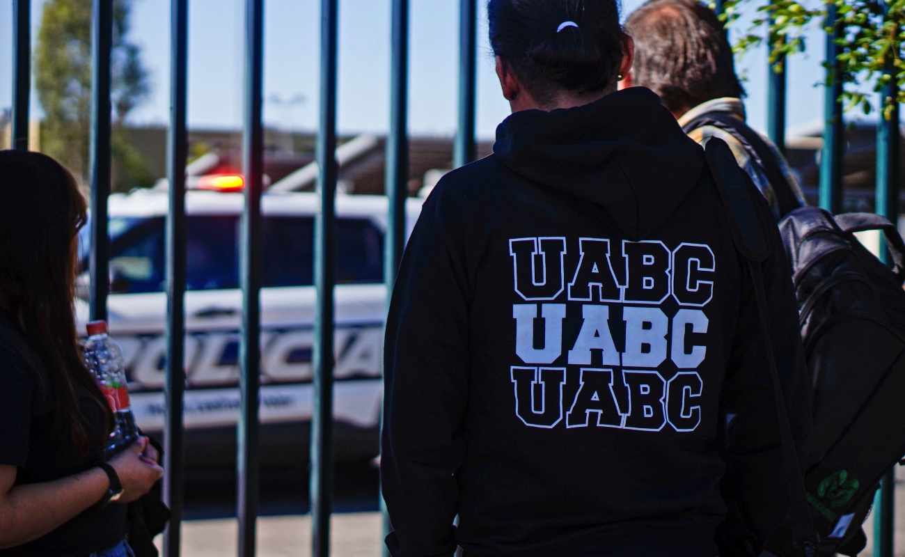 Suspenden clases en la UABC por falsa amenaza de bomba