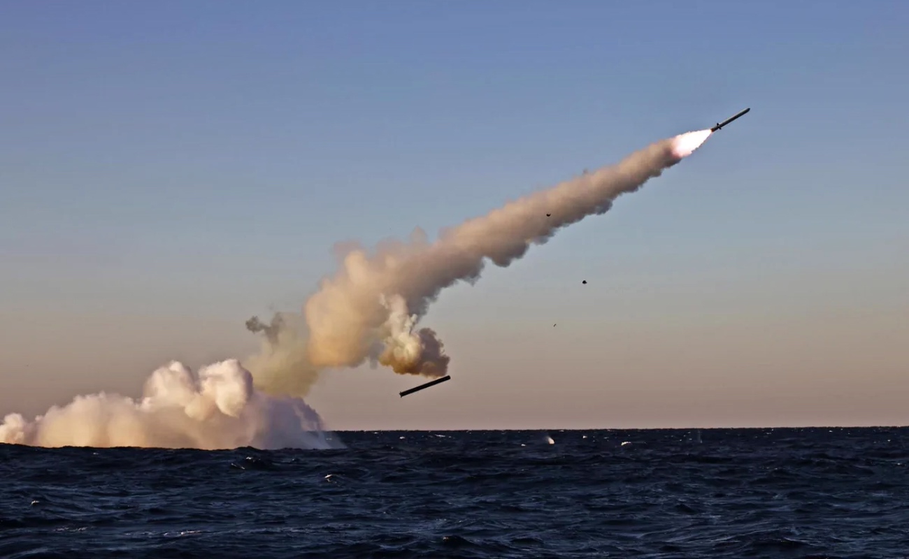 Corea del Norte anunció la prueba del torpedo Zam-2.0, un sistema que, según medios estatales, utiliza inteligencia artificial para detectar objetivos y mejorar su guiado.