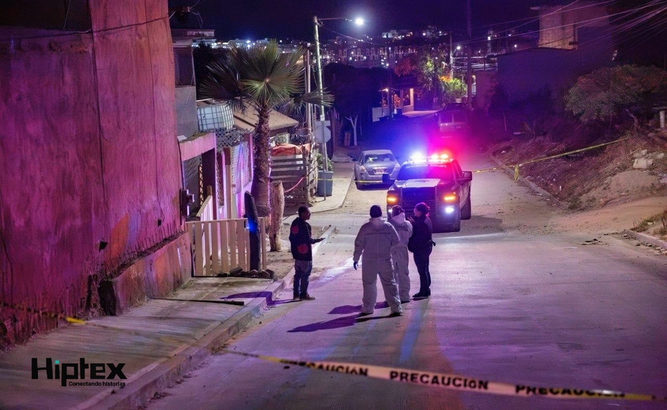 Este homicidio ocurrió a escasos metros de donde, apenas 24 horas antes, se había registrado otro hecho similar en la misma colonia.