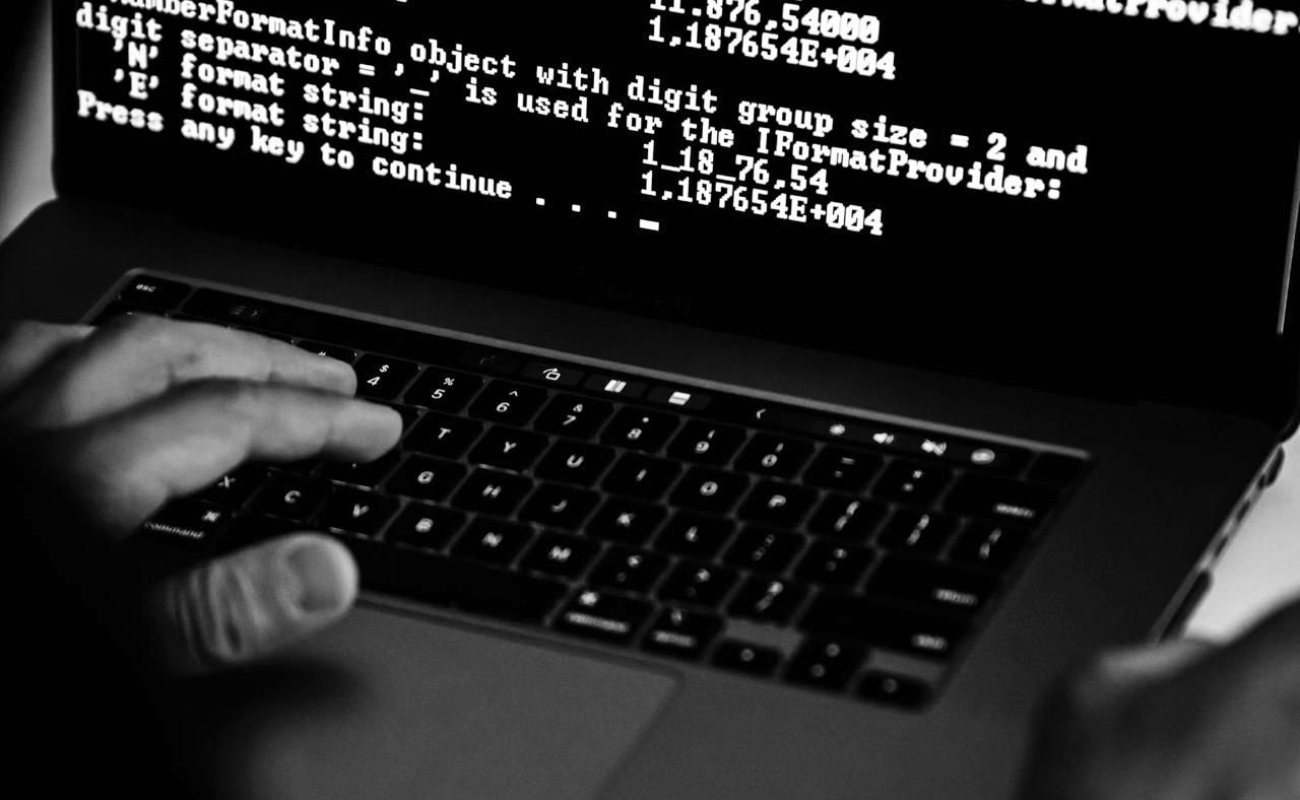 Alertan sobre fraudes y robo de identidad durante fin de año