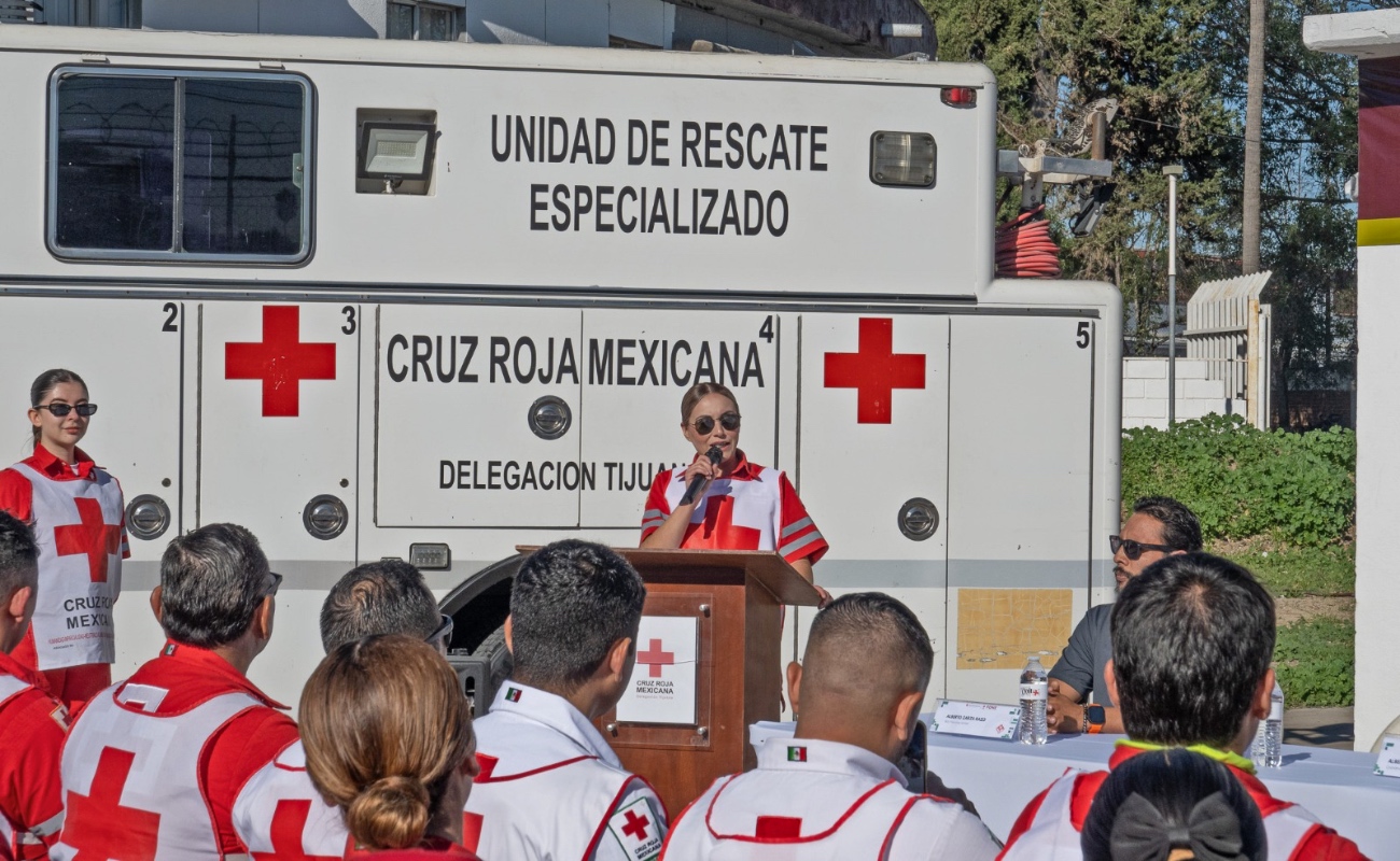 El entrenamiento, de tres días y 45 horas, enseña técnicas de rescate en altura, incluyendo nudos, anclajes y aseguramiento de pacientes.