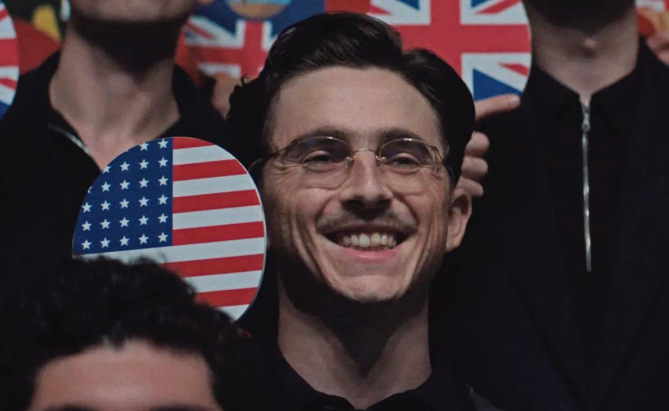 “La Mejor Película del Año”: La crítica se rinde ante Marty Supreme, la nueva comedia deportiva de Josh Safdie