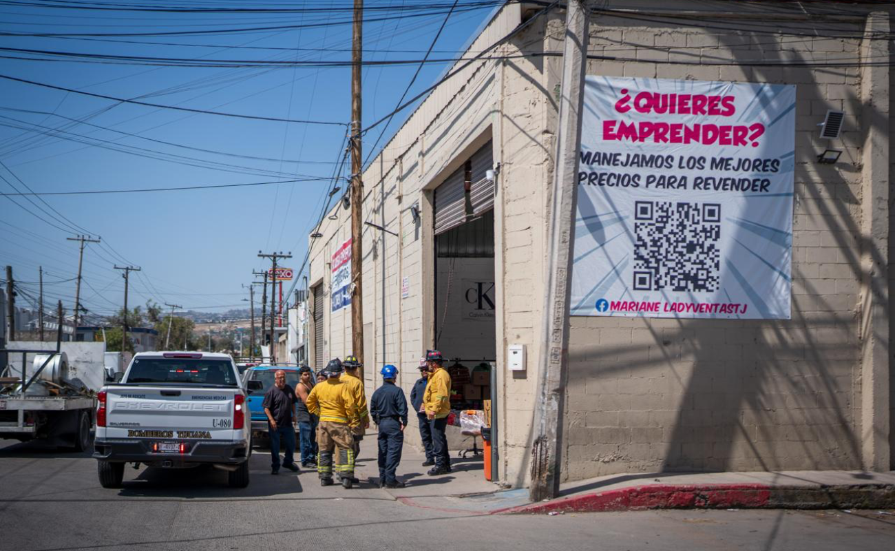 Tres trabajadores sufren descarga eléctrica en bodega de la colonia La Campiña