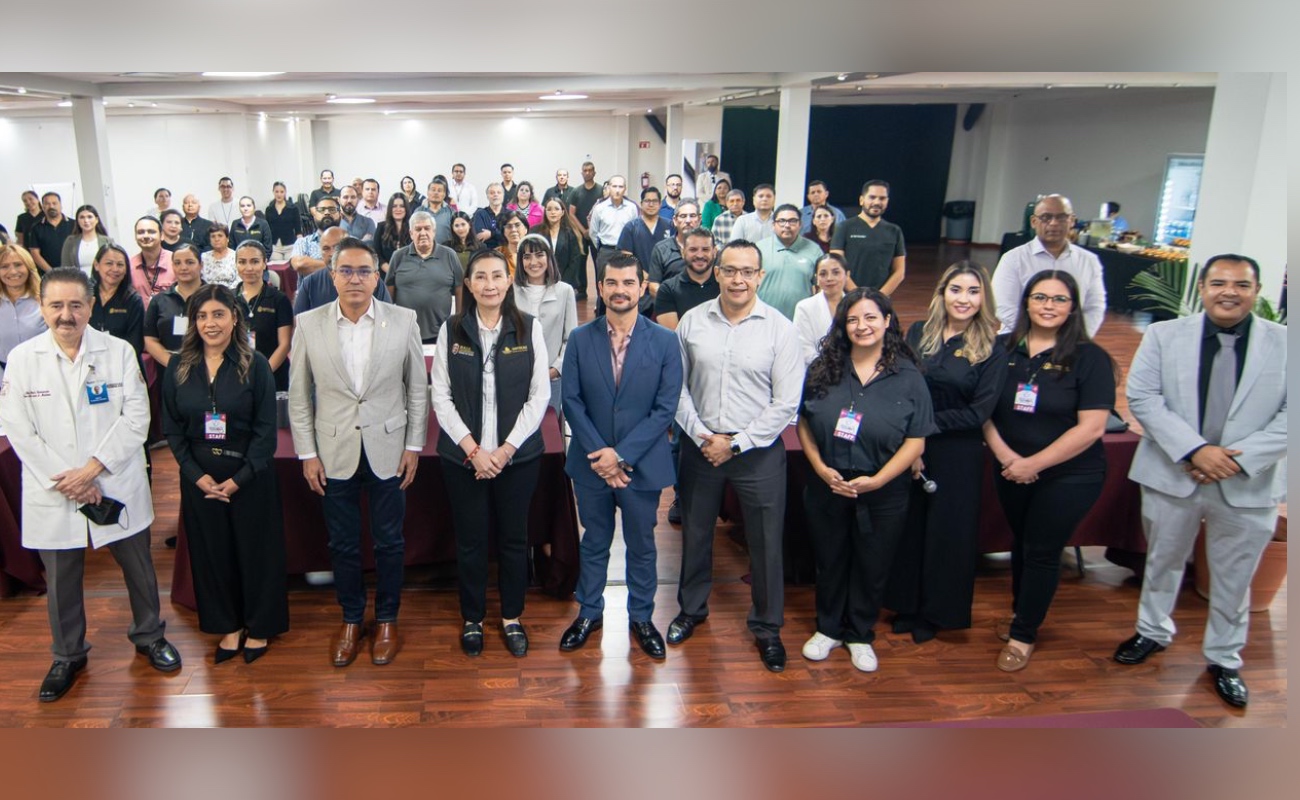 Personal médico se capacita en prevención de enfermedades metabólicas.