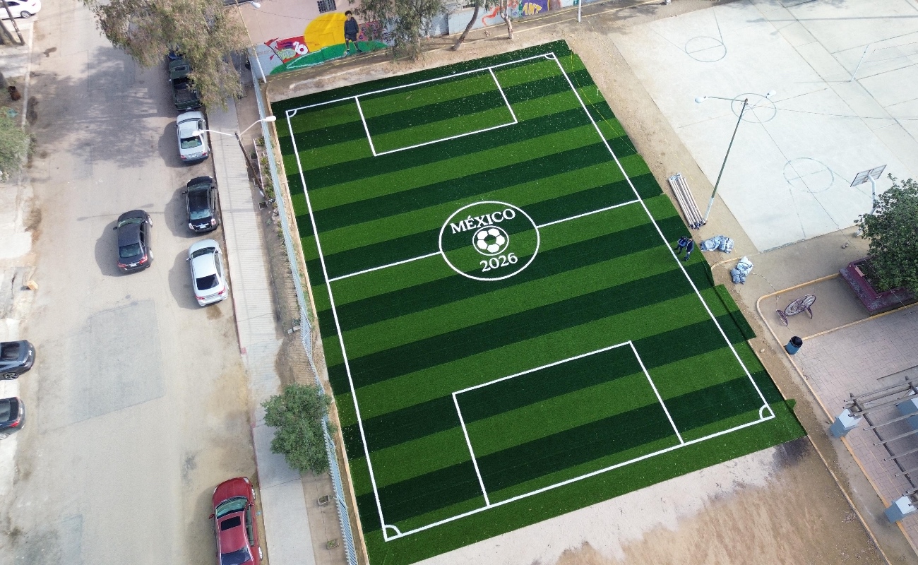 Presenta Gobierno Municipal avance del 70% en instalación de canchas de Fútbol 5
