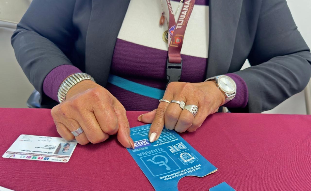 Renuevan más de 19 mil 600 engomados 2026 para el tarjetón de personas con discapacidad