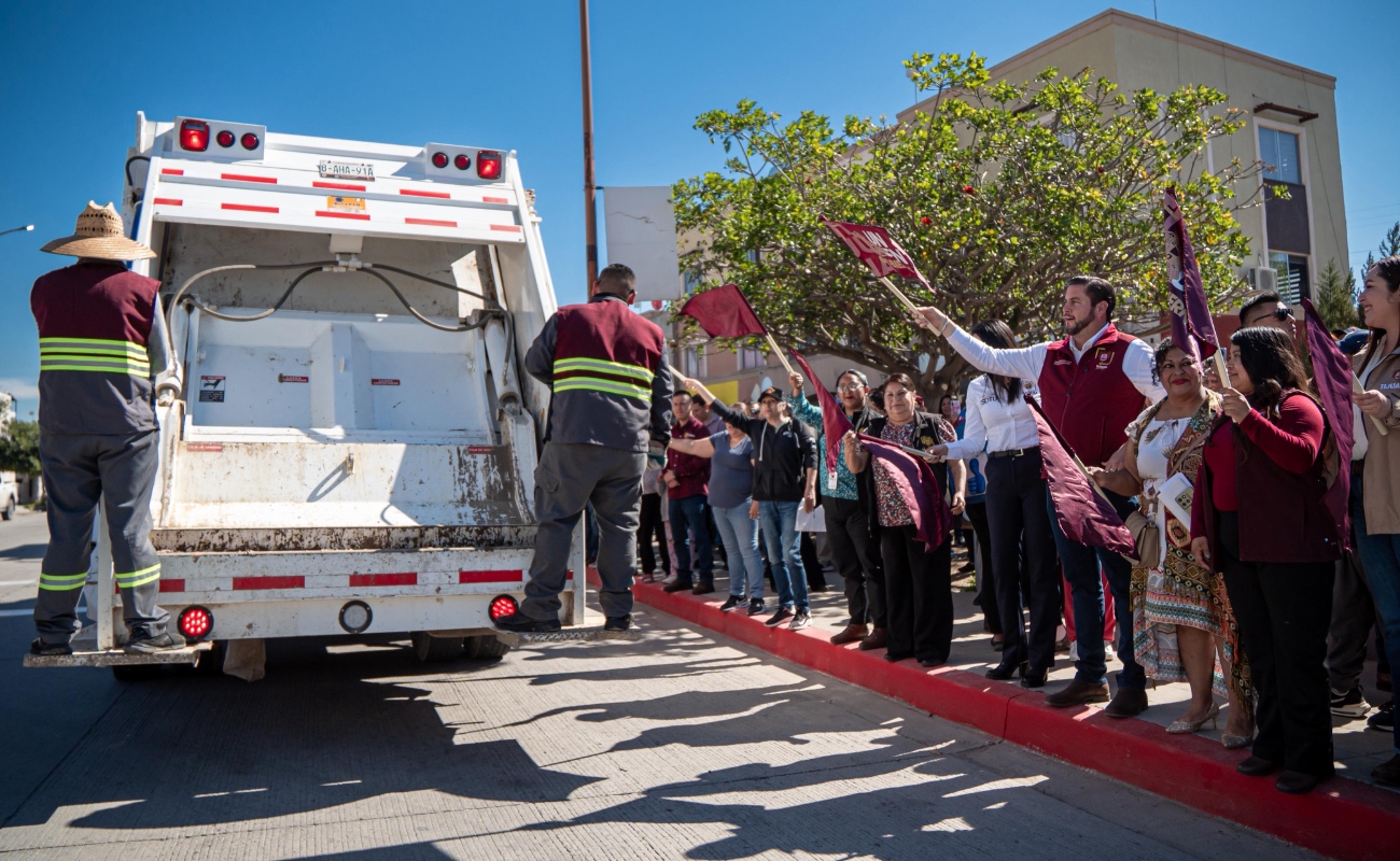 Habitantes del Fraccionamiento Hacienda Los Laureles, los beneficiados.