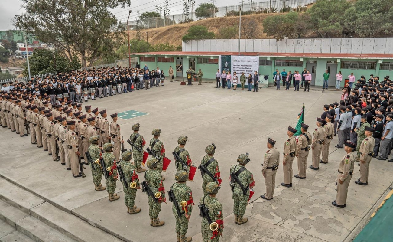 La SEDENA, a través de la Segunda Zona Militar, inició una jornada de actividades y conferencias en Conalep I Tijuana para prevenir adicciones y fortalecer valores cívicos.