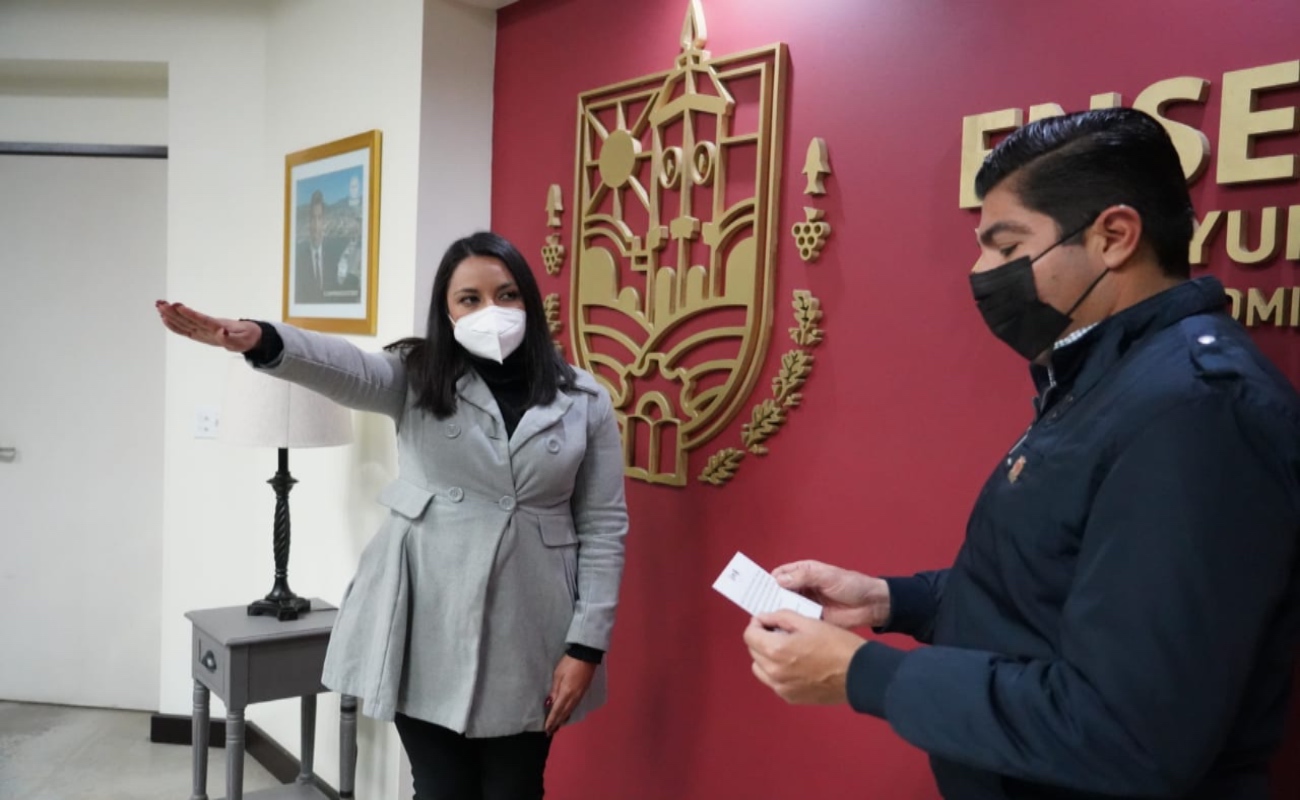 El alcalde Armando Aya le tomó protesta a Ayerim Magallón como titular del Registro Civil.
