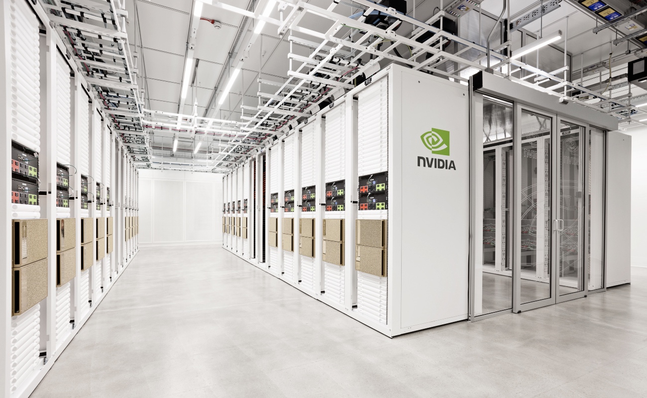 Nvidia aportará recursos de cómputo valorados en 250 millones de dólares durante cinco años para respaldar investigaciones británicas sobre la seguridad de agentes de inteligencia artificial y sistemas robóticos.