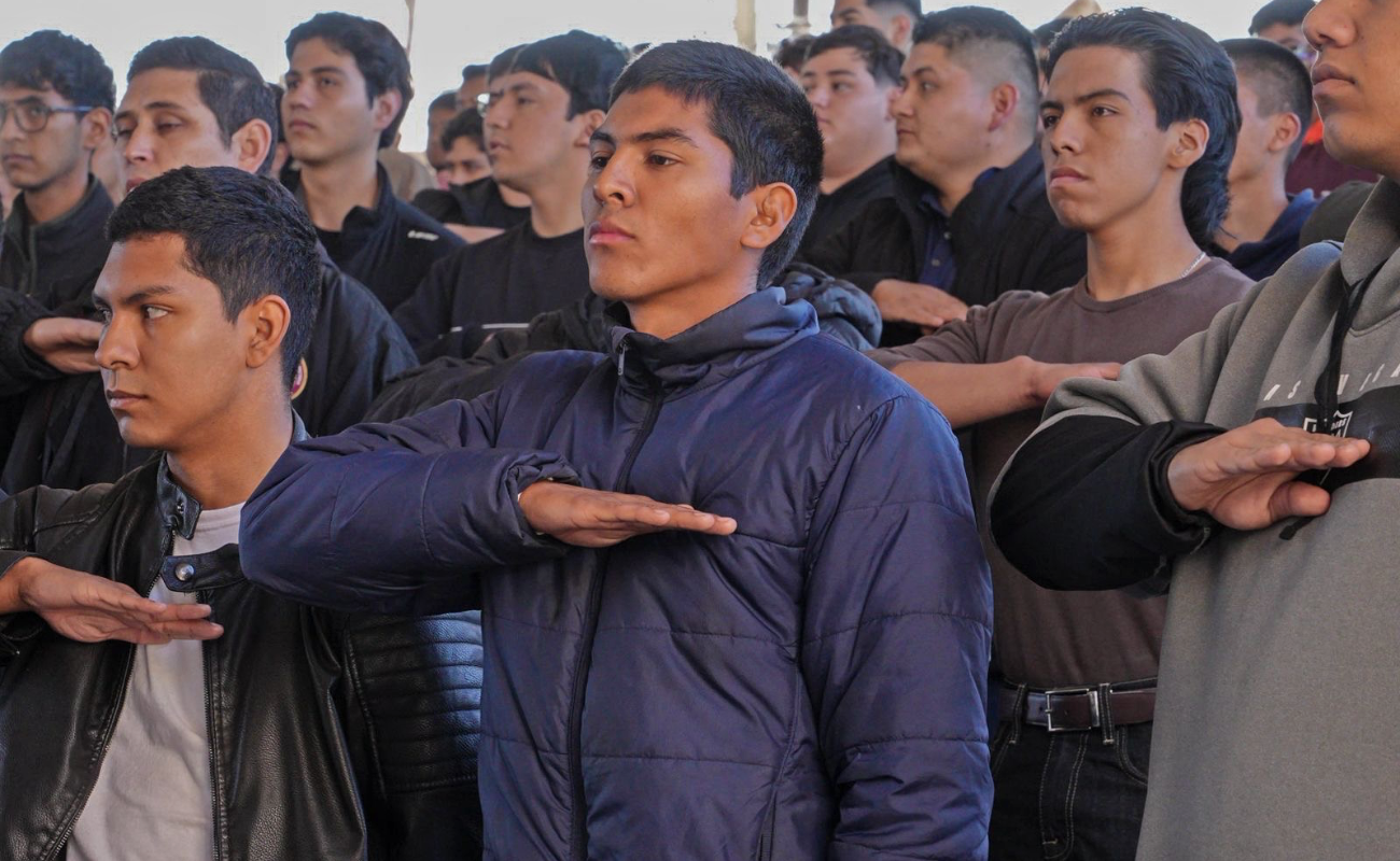 Fortalecen valores cívicos y responsabilidad social entre jóvenes.