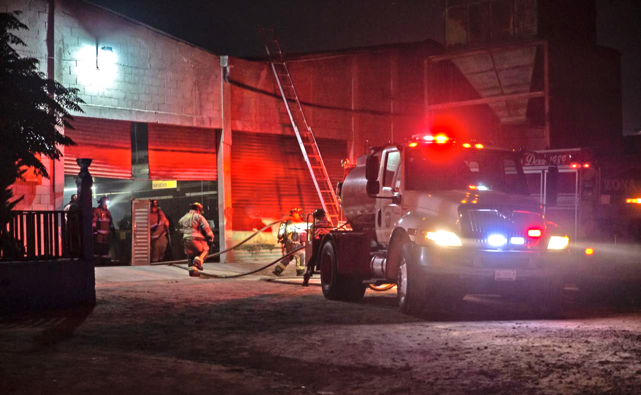 Atiende Bomberos conato de incendio en Villas de Alcázar Residencial