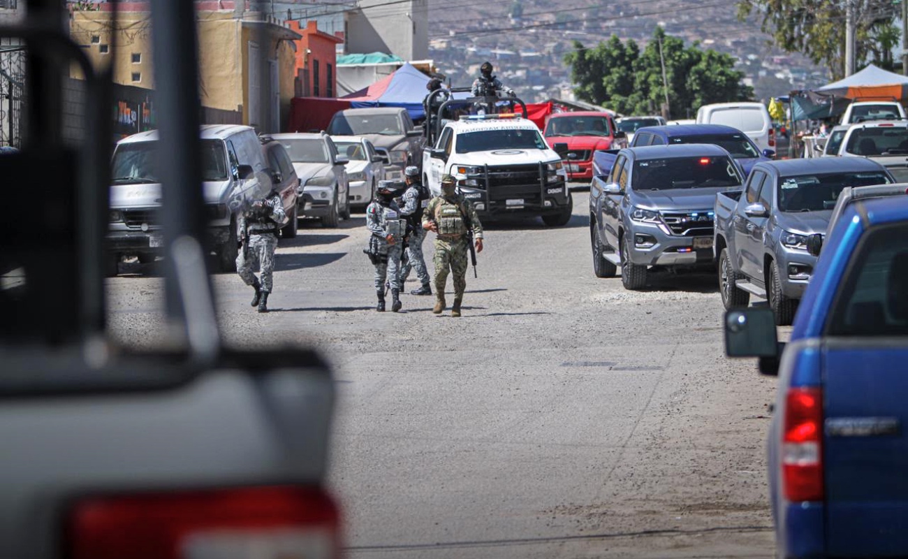 Realizan operativo federal de cateo en Residencial El Dorado