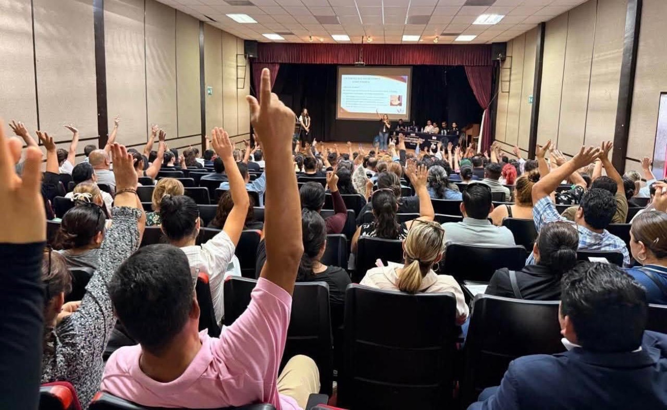 Imparten taller ‘Familias Seguras’ a más de 2 mil madres y padres de estudiantes