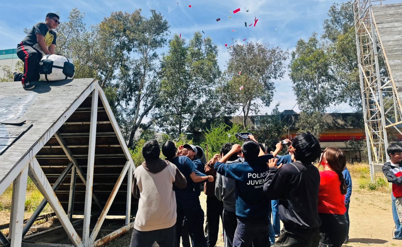 La actividad incluyó juegos, dinámicas y alimentos, promoviendo valores y sana convivencia.