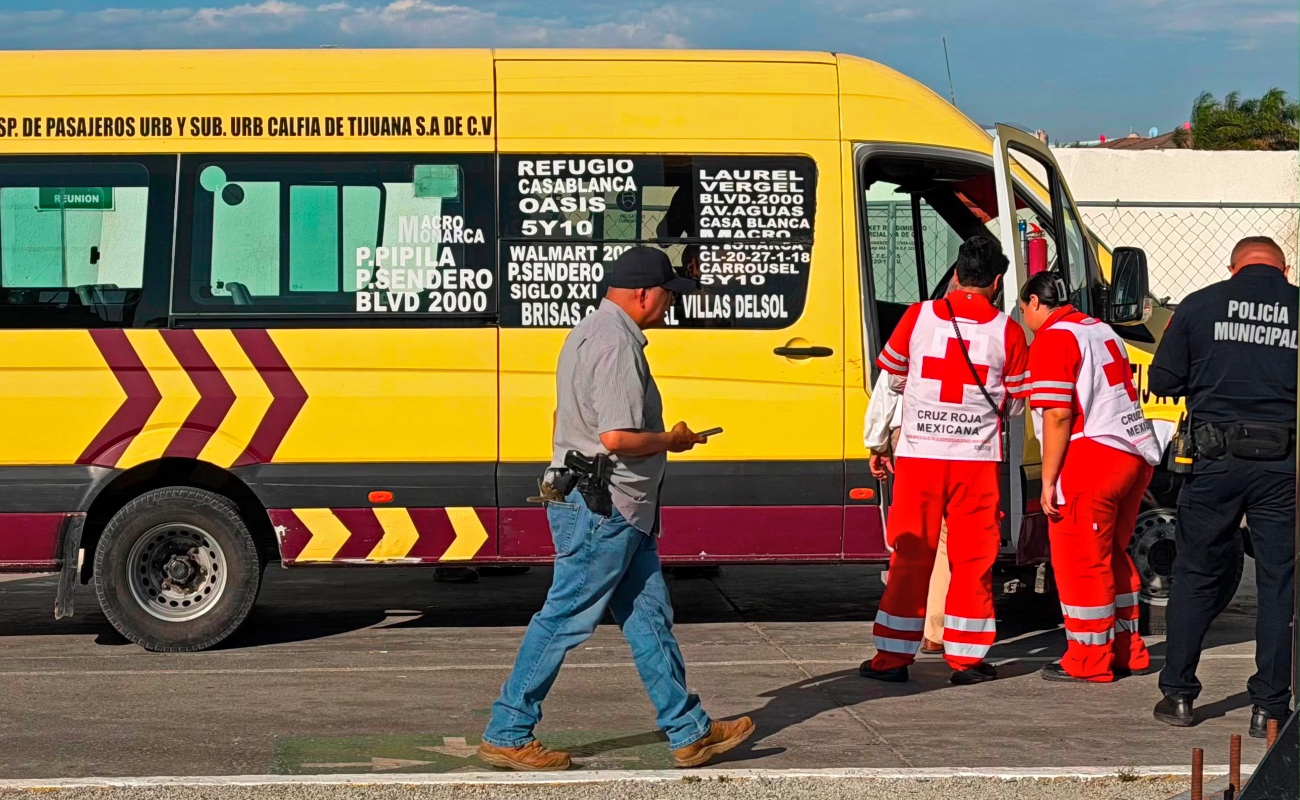 El conductor, herido, se traslado por su medios a un hospital.