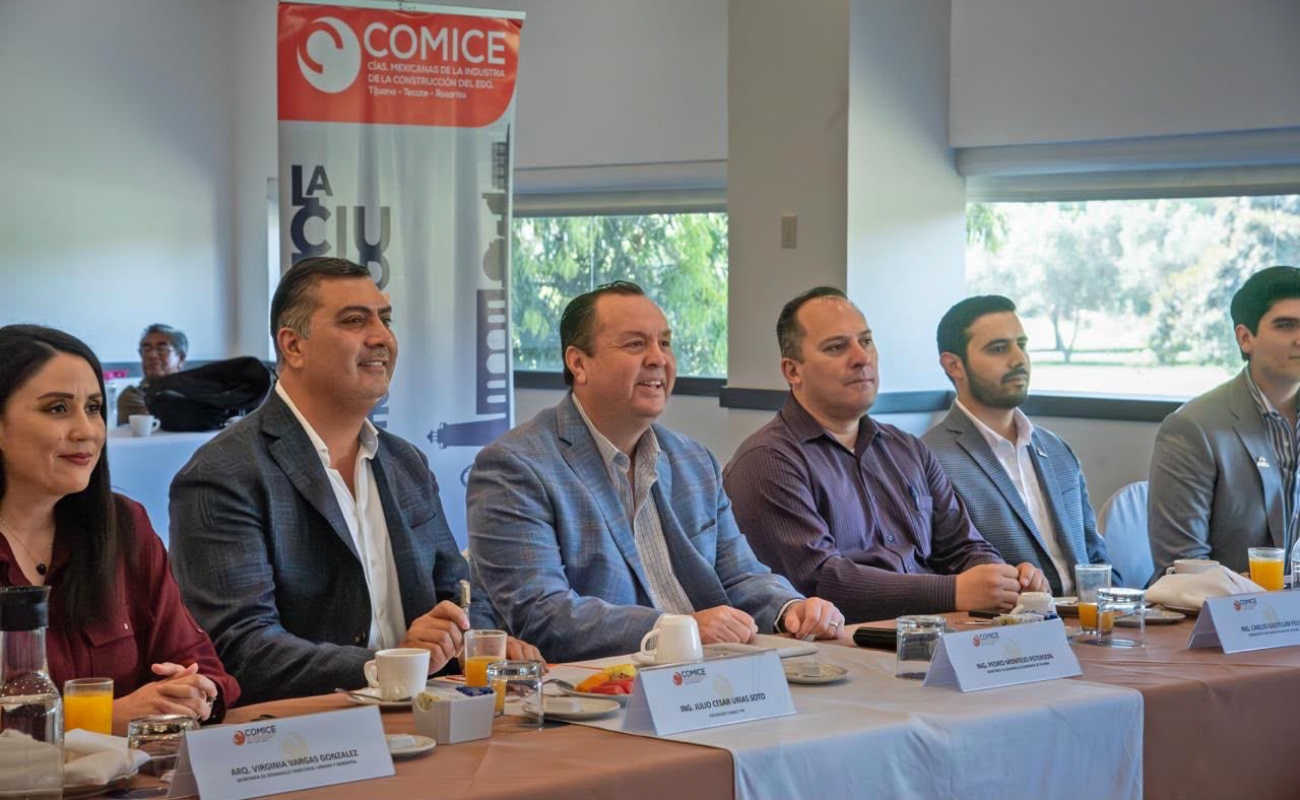 Fortalece SEDETI colaboración con sector de la construcción para impulsar el desarrollo económico