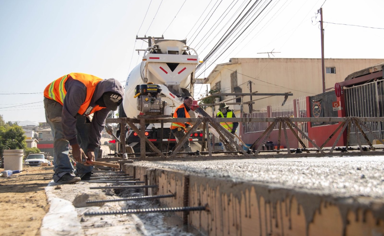 Cumple gobierno de Claudia Agatón con pavimentación esperada en Las Lomitas