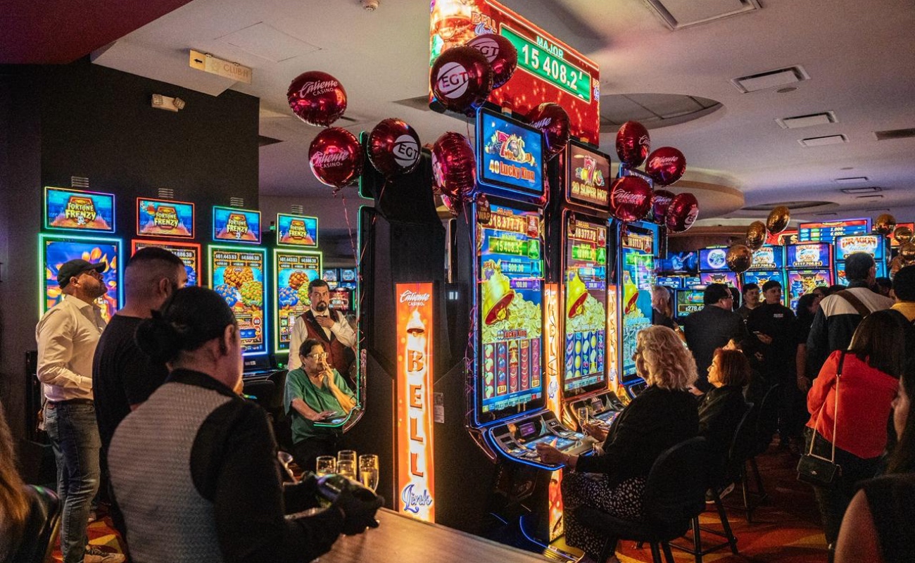 Inauguran nuevas máquinas interconectadas en Casino Caliente; ya operan en Tijuana