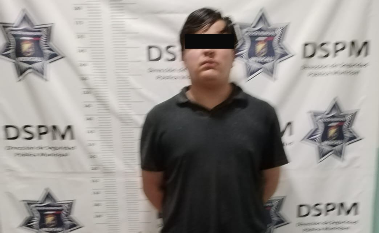 Pide pizzas a domicilio, no paga; amenaza al repartidor y lo corre; fue arrestado por la Policía Municipal