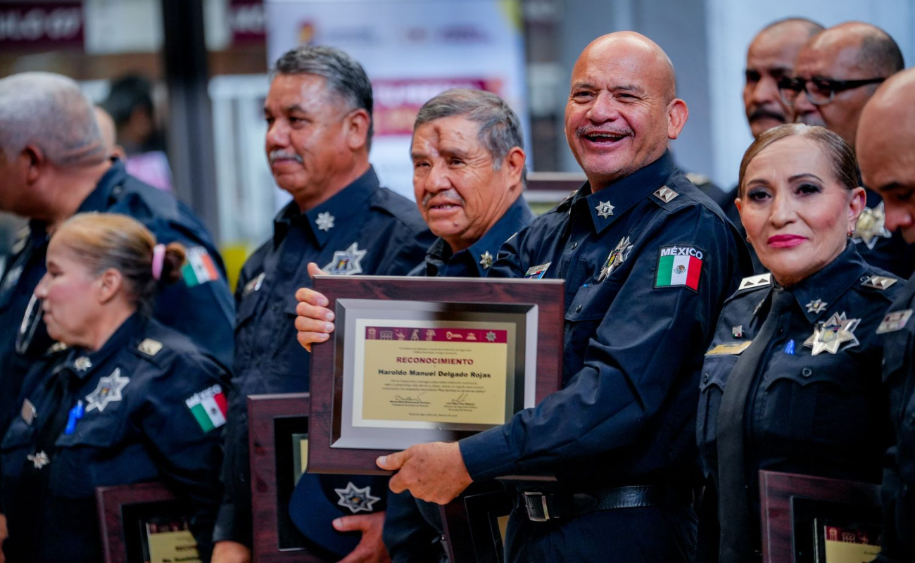 Jubilación digna para 23 policías municipales de Mexicali