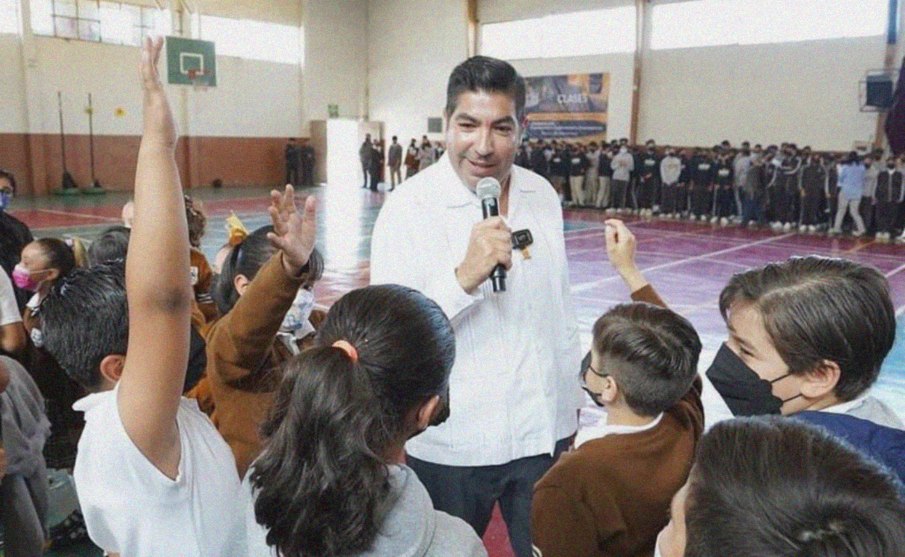 El primer edil expresó que este reconocimiento tiene el propósito de seguir motivando a las y los niños