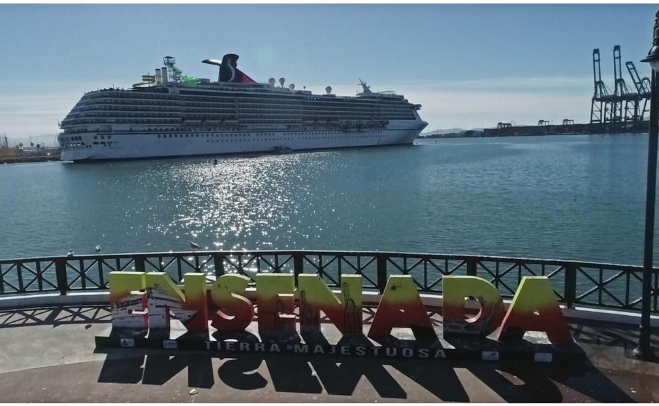 La Confederación propone una Mesa de Coordinación para reordenar la vía pública, simplificar la formalización y combatir la mercancía ilegal.