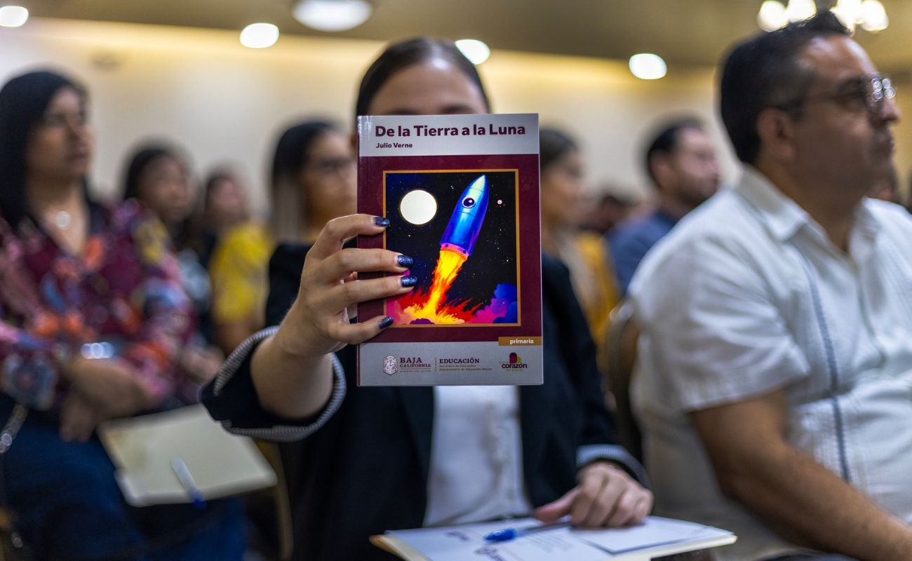 Impulsan proyecto "Círculo de Lectura: Capacitación Docente y Distribución de Materiales Fundamentales”.