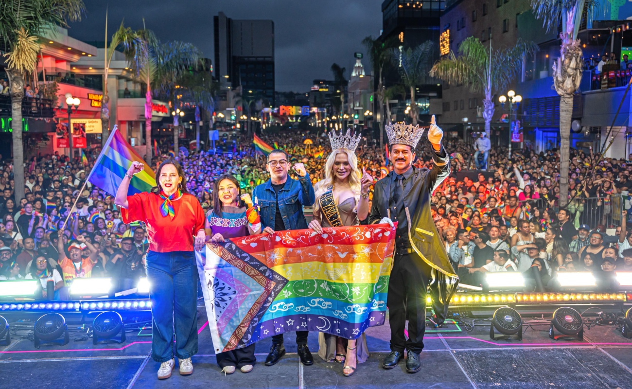 Más de 20 mil personas celebran el Mes del Orgullo LGBTTTQI+