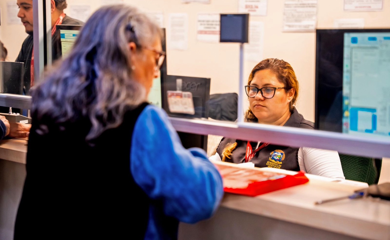 Brinda Gobierno de Ensenada apoyo directo a la economía familiar con descuentos en predial