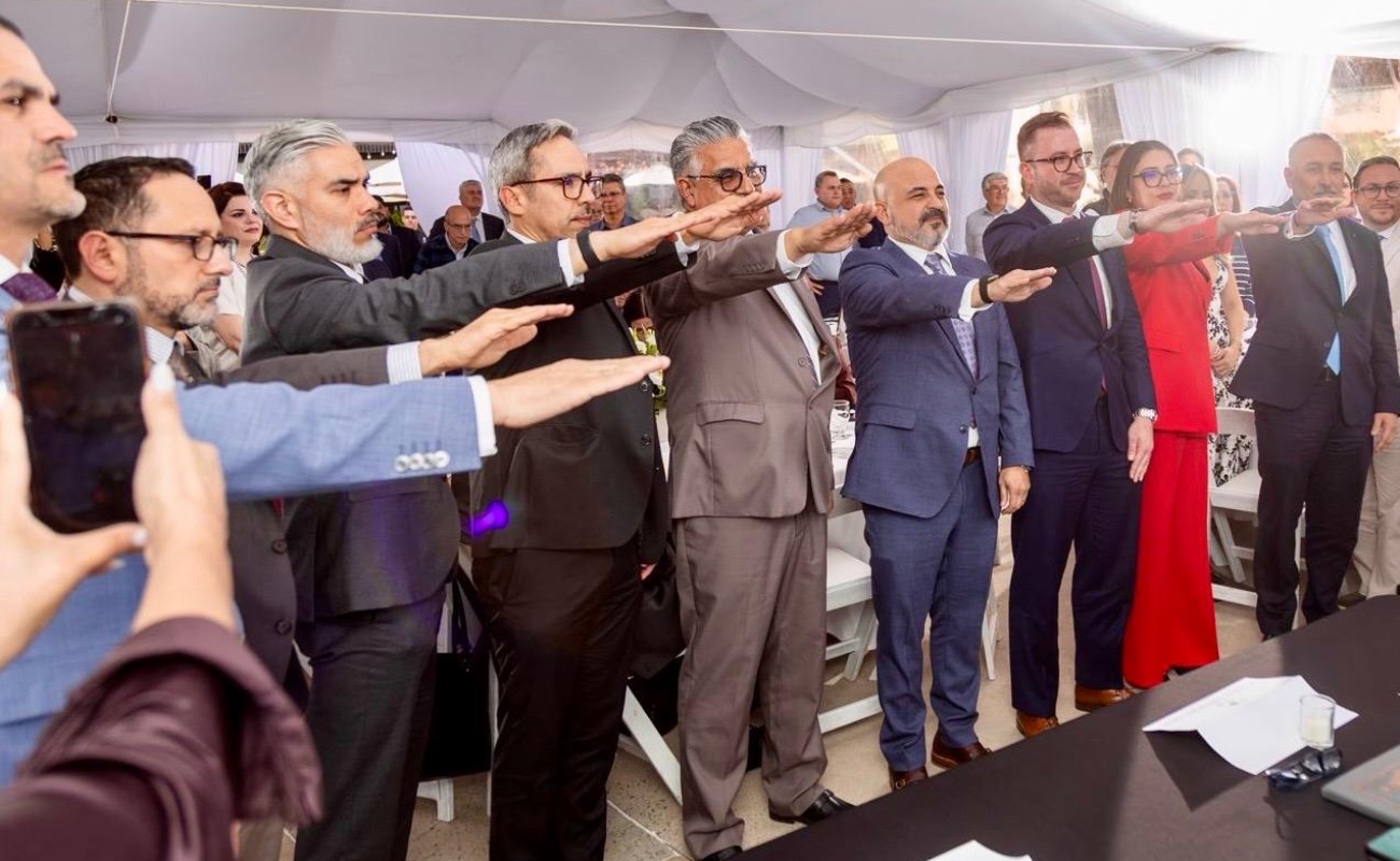 Toma protesta Gabriel Tobías Duarte Corral como presidente del Colegio de Notarios de BC