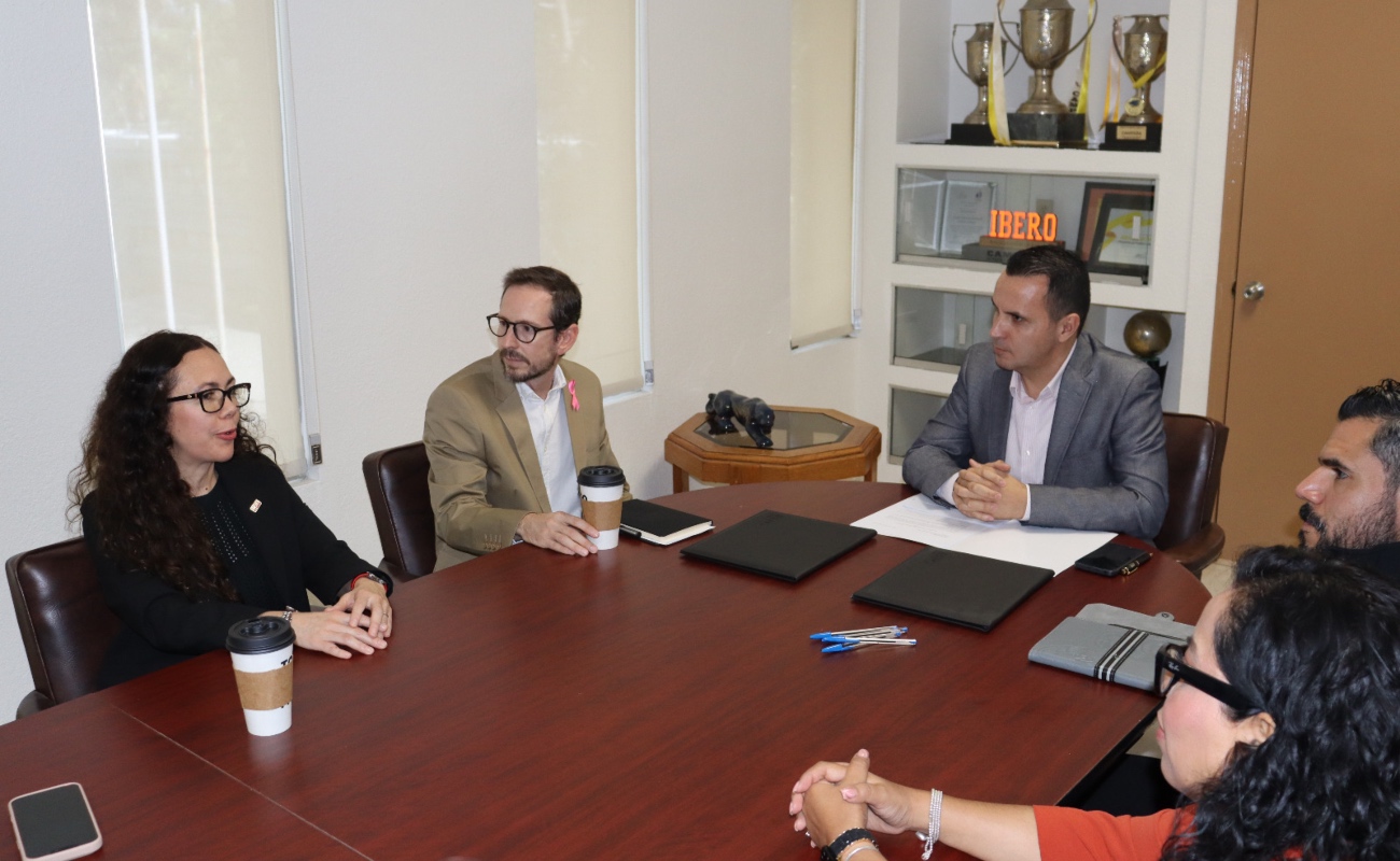 Unen Ibero y Prepa Lázaro Cárdenas esfuerzos por la formación de futuros profesionistas