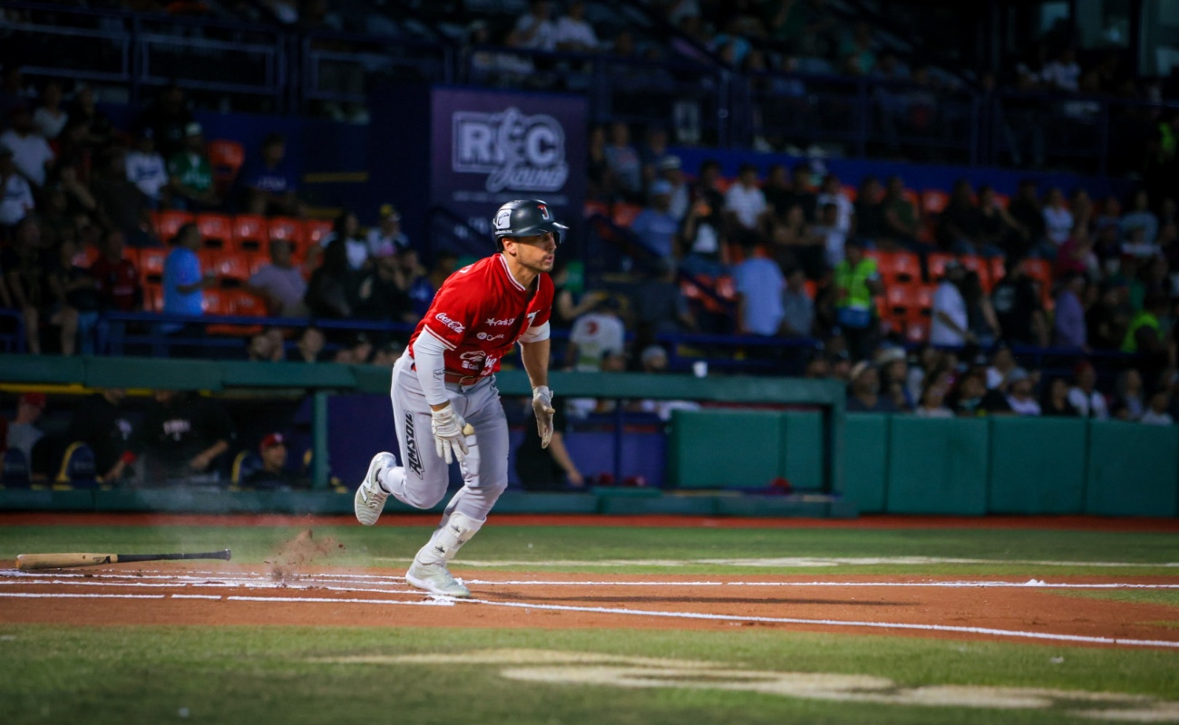 Con cuatro cuadrangulares de los astados y 14 hits, Toros cedió el primer duelo de la serie por pizarra final de 11-8 ante Aguascalientes.
