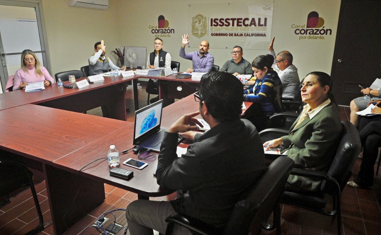 ISSSTECALI logra histórico aumento salarial para personal de sustitución