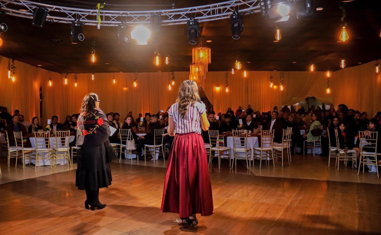 Alejandra Herrera Soto, presidenta del DIF Tecate, presentó su Primer Informe de Resultados, destacando más de 42,000 atenciones brindadas en servicios médicos, psicológicos, alimentarios y comunitarios.