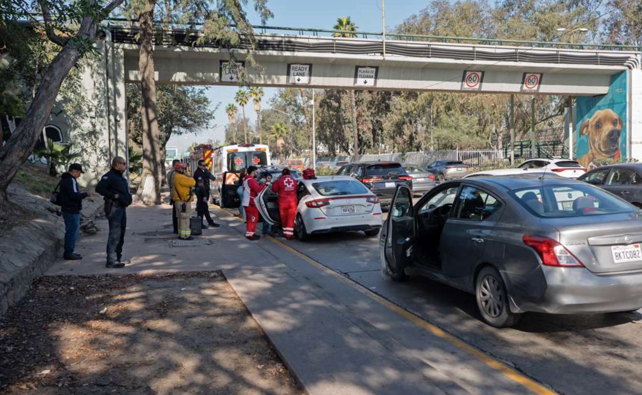 Involucra carambola en la Ready Lane a tres vehículos; sin lesionados graves