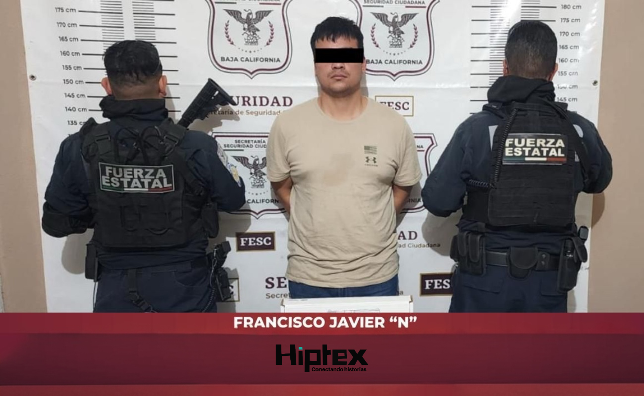 Intercepta Fuerza Estatal a conductor y asegura arma de fuego en Ensenada