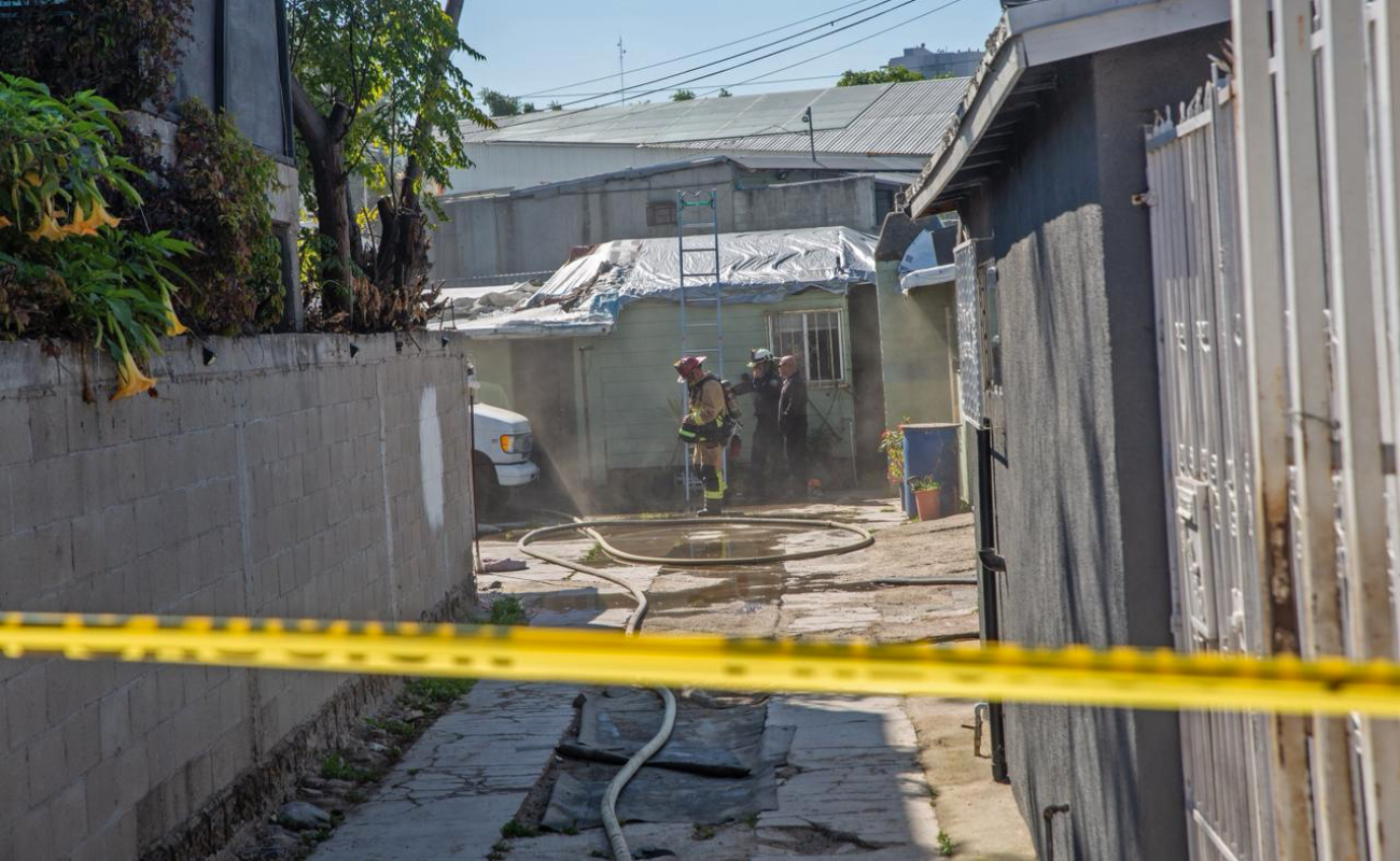 Incendio consume bodega en la colonia 20 de Noviembre