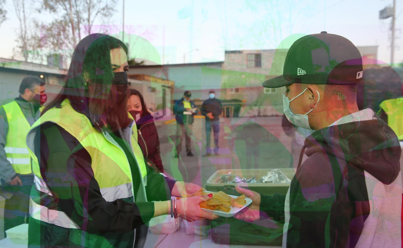 De manera simultánea, se entregaron tamales y champurrado a los recolectores adscritos al XXIII Ayuntamiento de Tijuana, de las siete estaciones de recolección
