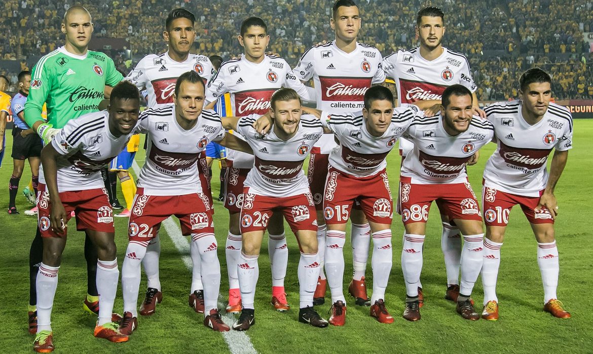 Evita Xolos la goleada ante Tigres, cae en la ida 2-0