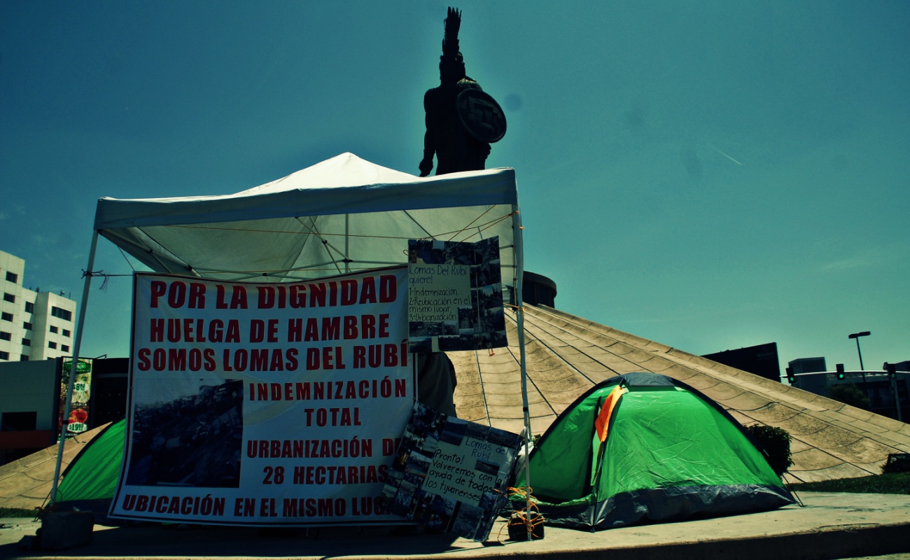 “Aquí voy a seguir hasta el viernes a las 11 de la mañana… si para entonces no nos atienden en nuestras demandas, nos iremos a instalar en Palacio Municipal”, dijo el huelguista.