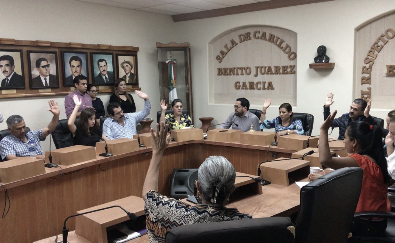 El Tesorero Municipal expuso ante el Cabildo la necesidad de contar con un crédito.