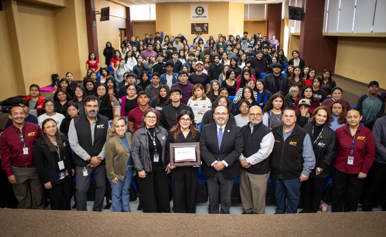 Presenta el INEBC memoria gráfica del proceso electoral 2023-2024 a estudiantes de UTT