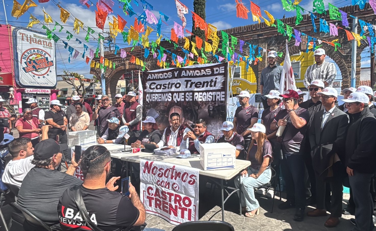 Con la consigna “queremos que se registre” manifestaron su apoyo en la Plaza Santa Cecilia de Tijuana.
